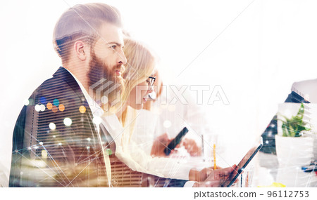 Businessman in office connected to internet network. concept of startup company. double exposure 96112753