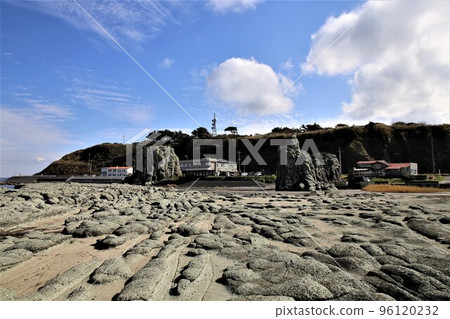 青森縣深浦町千疊敷海灘 96120232