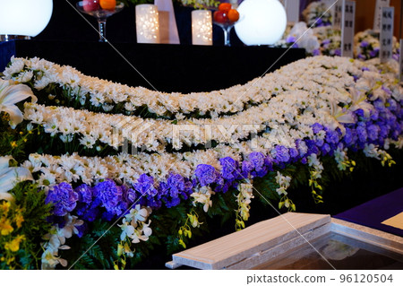 Fashionable flower altar 96120504