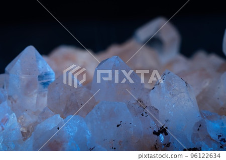 喜馬拉雅水晶水晶水晶 喜馬拉雅水晶水晶水晶 96122634