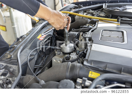 Car maintenance Car maintenance 96122855