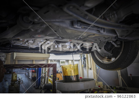 Car maintenance Car maintenance 96122863