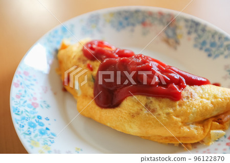 Omurice made by elementary school students Omurice made by elementary school students 96122870