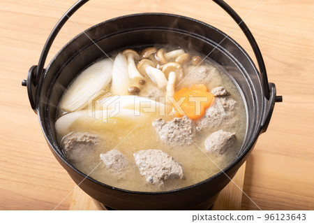 [Miyagi Prefecture] Saury surimi soup (Saury fish cake soup) 96123643