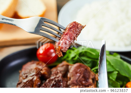 Cut Steak Beef Steak Diced Steak Japanese Wagyu Beef Steak 96123837