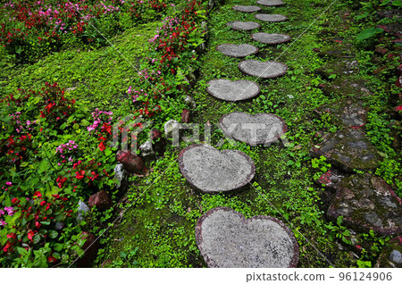 愛心石頭走走走石樓 96124906