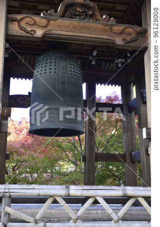 知足院鐘樓秋葉 96128008