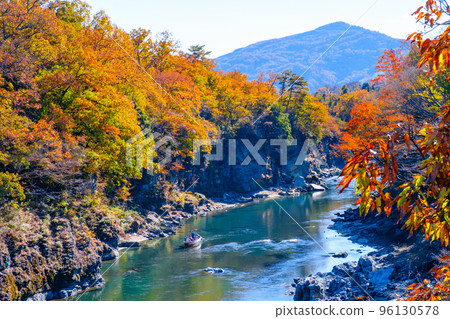 長瀞溪谷(秋季) 長瀞溪谷(秋季) 96130578
