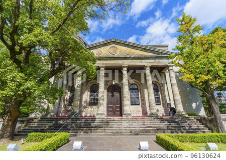 Former Sakuranomiya Public Hall shines against the clear blue sky of autumn 96130624