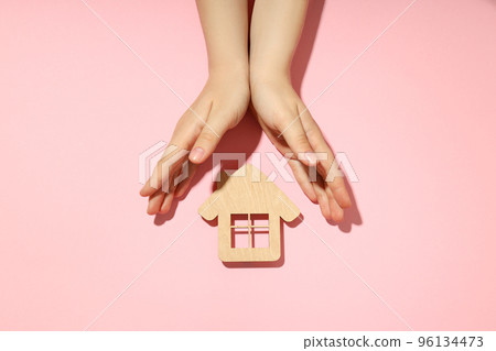 Concept of family and protection family, family rights 96134473