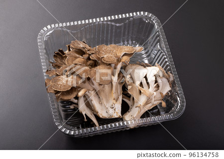 秋田縣原木舞茸 秋田縣原木舞茸 96134758