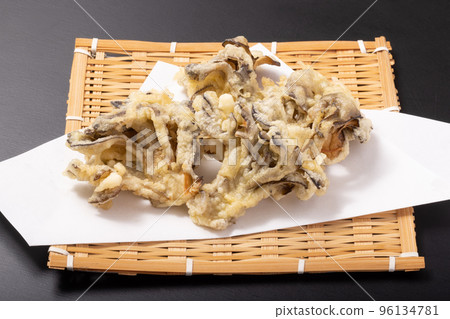 秋田縣產原木舞茸天婦羅 秋田縣產原木舞茸天婦羅 96134781
