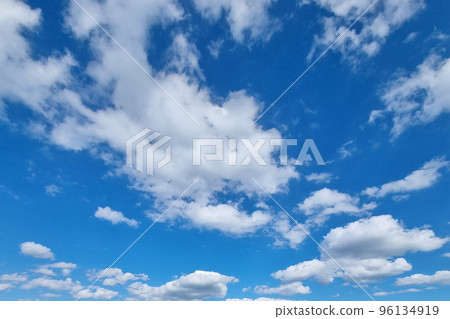 View of the blue sky and white clouds in the sky. View of the blue sky and white clouds in the sky. 96134919