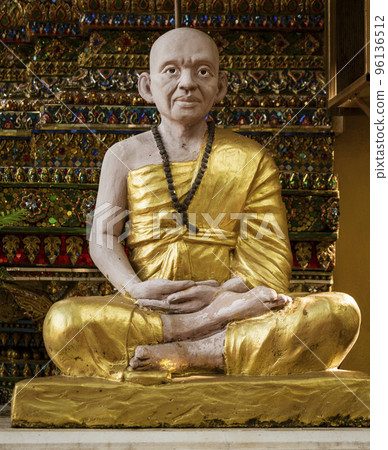 Wat Jed Yod, built in 1497, is a large active temple where monks live and study, and is seldom Wat Jed Yod, built in 1497, is a large active temple where monks live and study, and is seldom 96136512