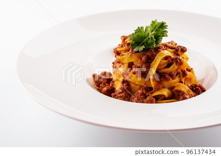 Spaghetti bolognese with minced beef on plate 96137434