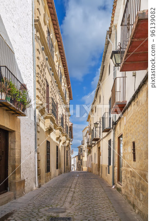 Street in Ubeda, Spain 96139082
