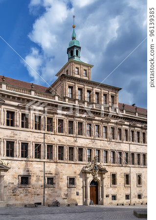 Old town hall of Nuremberg, Germany 96139385