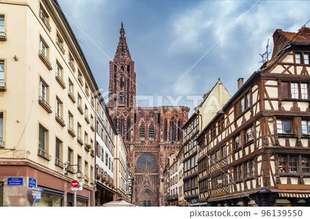 Strasbourg cathedral, France Strasbourg cathedral, France 96139550