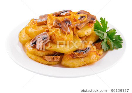 Fried potatoes with fried mushrooms and onions Fried potatoes with fried mushrooms and onions 96139557