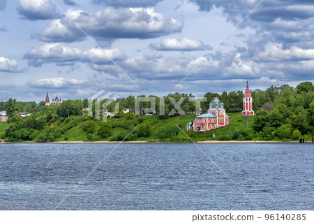 View of the banks of the Volga River in Tutayev, Russia 96140285