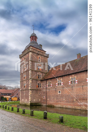 Outer bailey in castle Raesfeld, Germany Outer bailey in castle Raesfeld, Germany 96141199