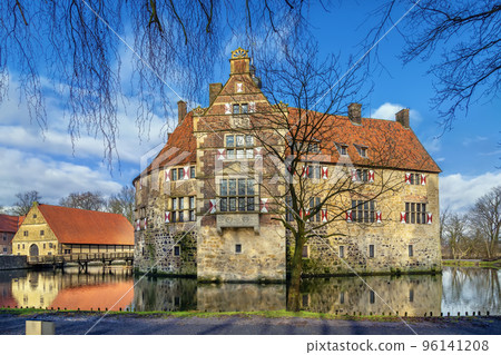 Vischering Castle, Germany Vischering Castle, Germany 96141208