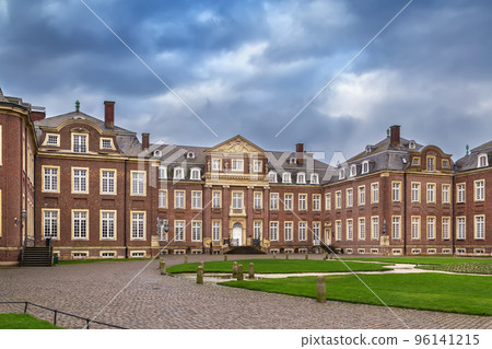 Nordkirchen palace, Germany Nordkirchen palace, Germany 96141215