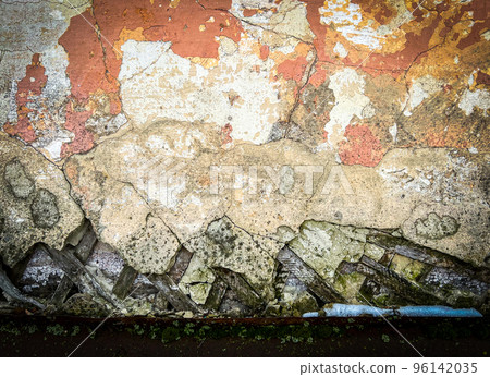 plaster defect on the wall multicolor 96142035