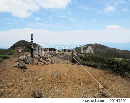 Kuju mountain range in spring, Tengu Castle, Mt. Nakadake, Mt. Inaboshi, Taketa City, Oita Kuju mountain range in spring, Tengu Castle, Mt. Nakadake, Mt. Inaboshi, Taketa City, Oita 96143801