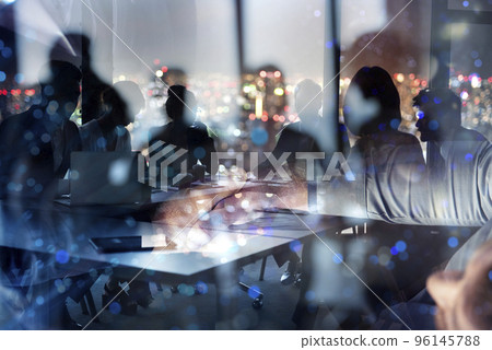 Businessmen that work together in office. Concept of teamwork and partnership. double exposure 96145788