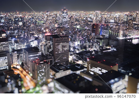 Night skyline of Tokyo city from a skyscraper. 96147070