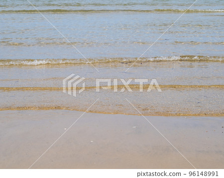 平靜的海面。 平靜的海面。 96148991