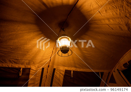 帳篷燈籠營地內 96149174