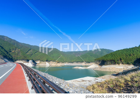《福岡縣》小石原川大壩（朝倉令和湖）朝倉市 96149299