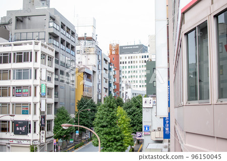 Around Iidabashi Station/Shinjuku Ward, Tokyo 96150045