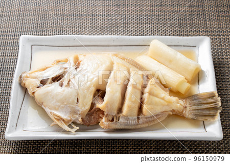 Boiled filefish. 96150979