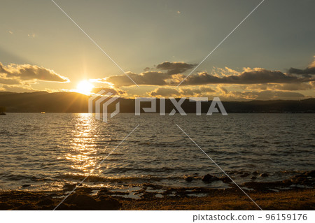 Sunset over Lake Suwa, Suwa City, Nagano Prefecture Sunset over Lake Suwa, Suwa City, Nagano Prefecture 96159176