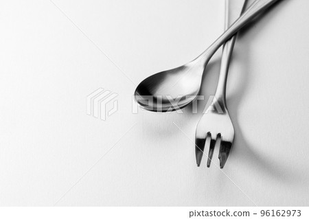Spoons and forks 96162973
