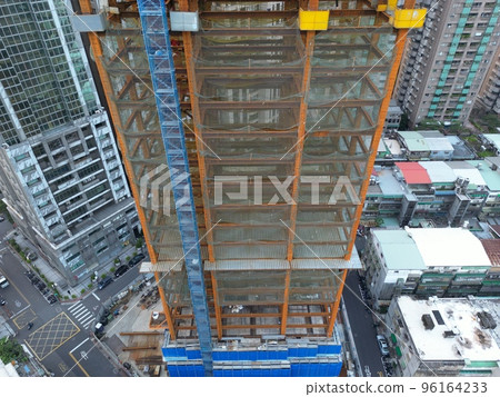 Steel building 96164233