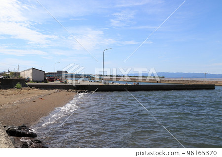 At the wharf in front of Matsubara Station (Omura City, Nagasaki Prefecture) At the wharf in front of Matsubara Station (Omura City, Nagasaki Prefecture) 96165370