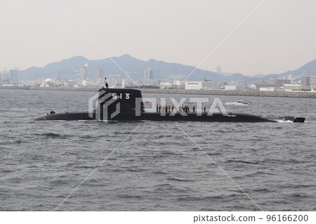 日本海上自衛隊大樹號潛艇服役後離開神戶港 96166200