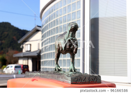Katsuyama Post Office Post Box Fukuiryu (Katsuyama City, Fukui Prefecture) 96166586