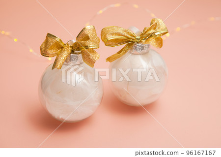 christmas balls-Modern set of glass decorations with white feathers. New Year's Pearl, pink, gold 96167167