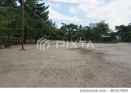 在福山城公園散步 96167664