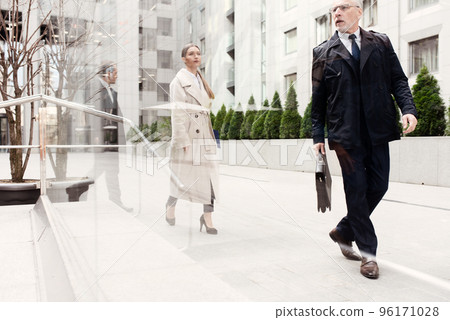 Businessmen that work together outdoors. concept of teamwork and partnership. 96171028