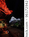 岡山城在夜間更新 96172942