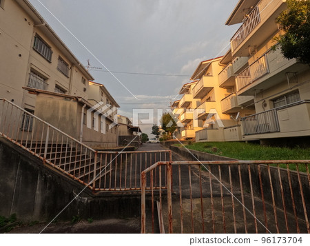 市政住宅小區 96173704