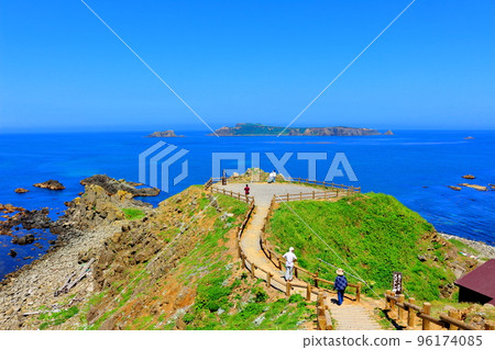 Hokkaido Travelogue Cape Sukoton Rebun Island 96174085