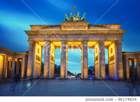 Brandenburg gate at dusk, Berlin 96174654
