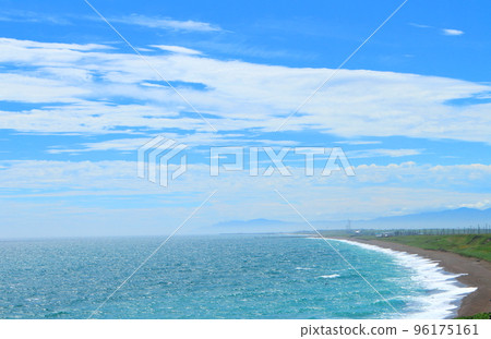 Travelogue of Hokkaido: The Sea of Okhotsk Coast and Cenotaph Sarufutsu Park 96175161